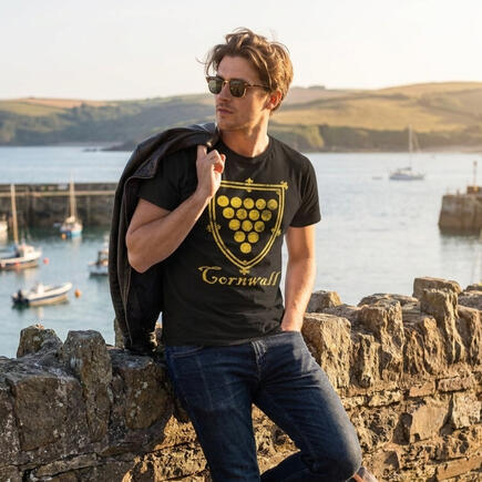 Scottish Tartan Thistle T-shirt Scottish Tartan Thistle T-shirt